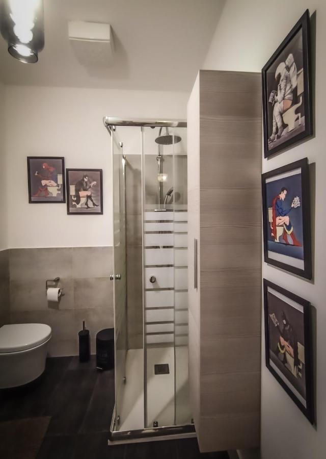 Mr Square Apartment Катания Экстерьер фото