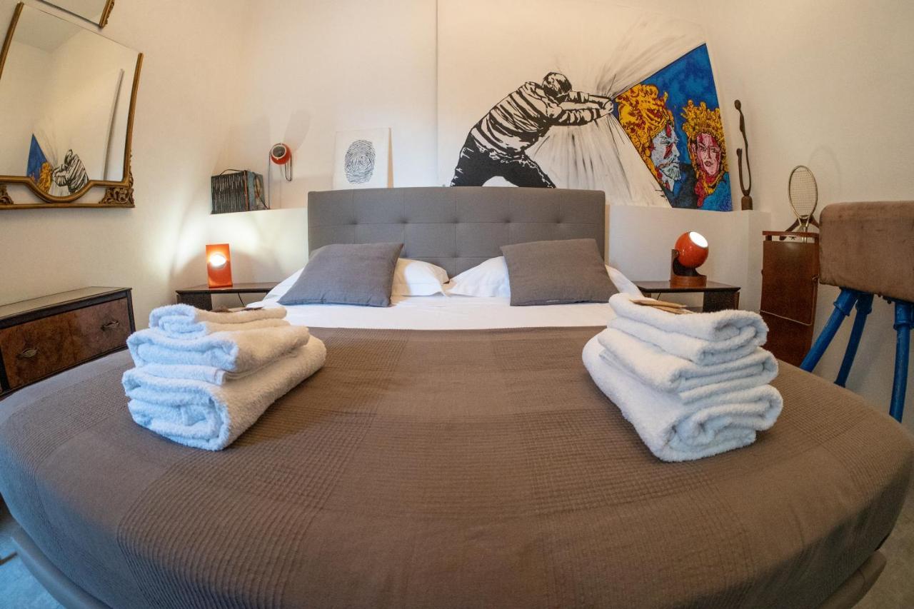 Mr Square Apartment Катания Экстерьер фото