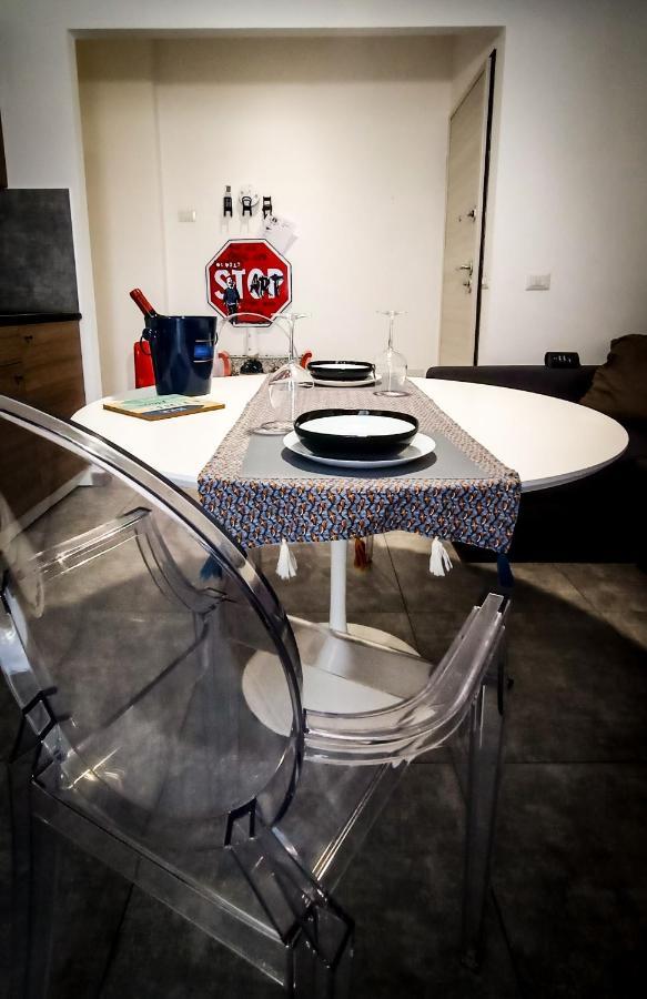 Mr Square Apartment Катания Экстерьер фото