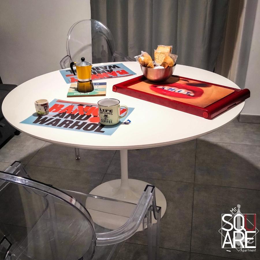 Mr Square Apartment Катания Экстерьер фото
