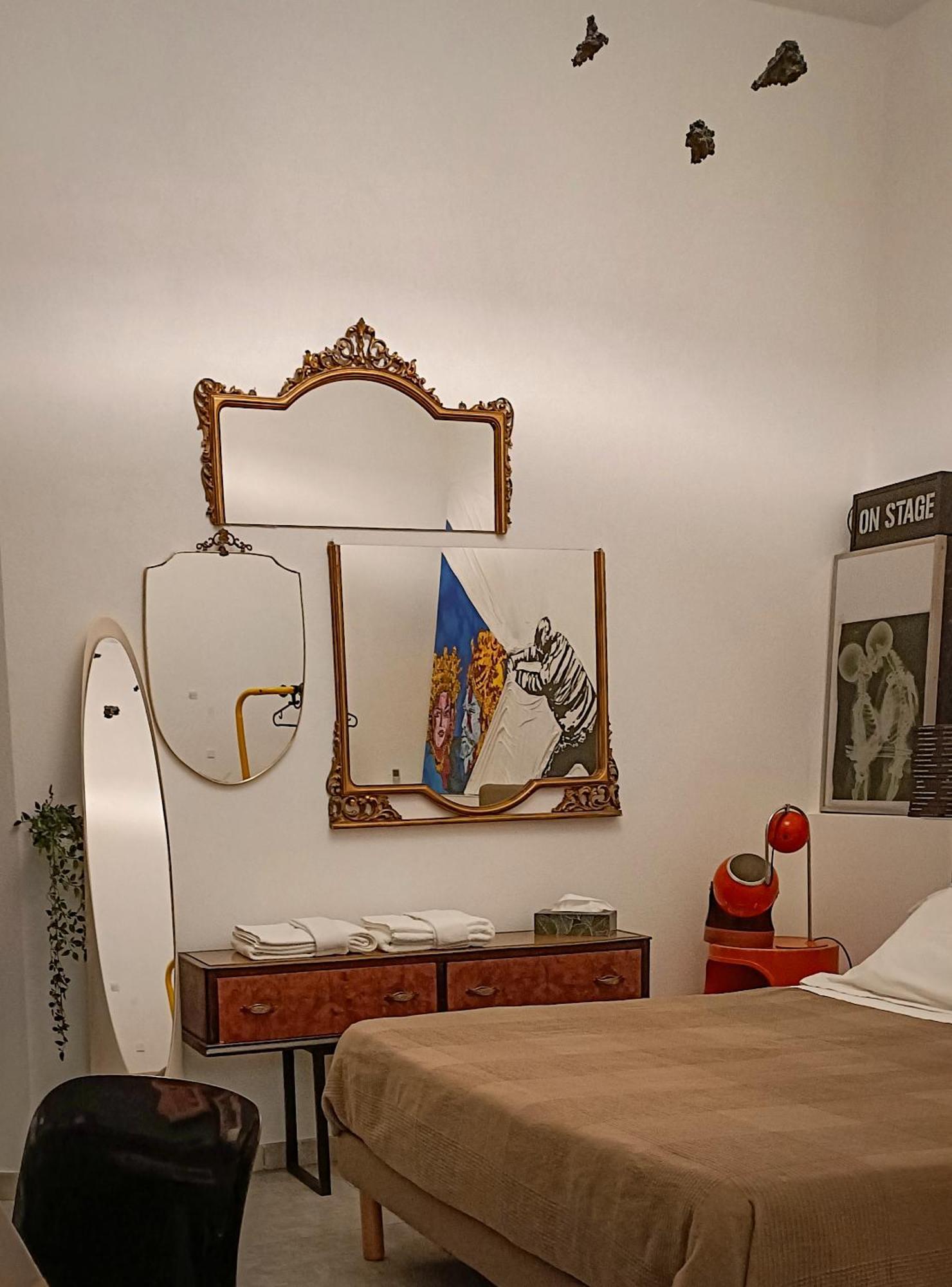 Mr Square Apartment Катания Экстерьер фото